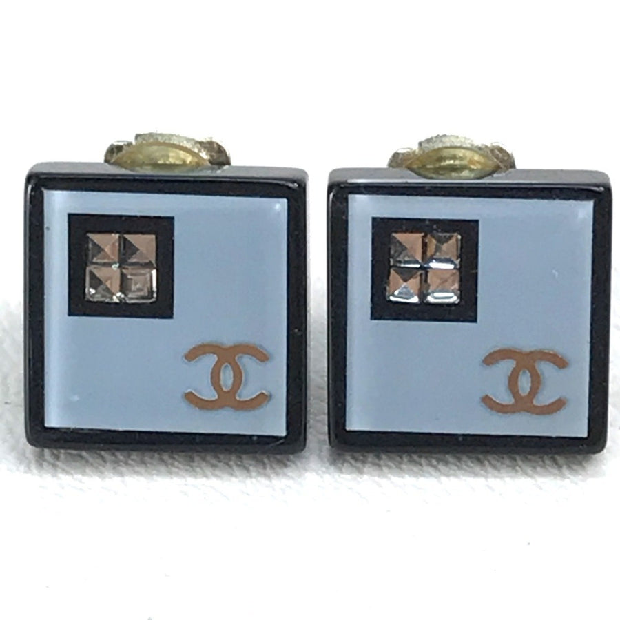 Chanel Cc Logo Clip-On Earrings Metal