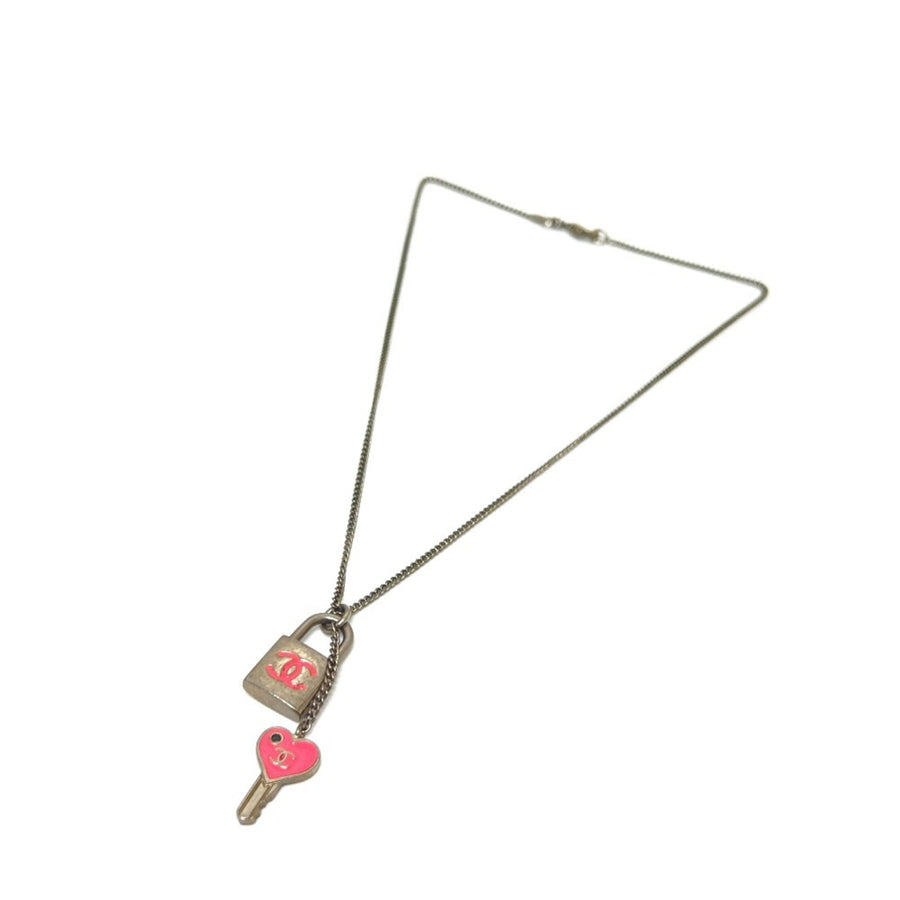 Chanel Cc Logo Chain Heart Pendant