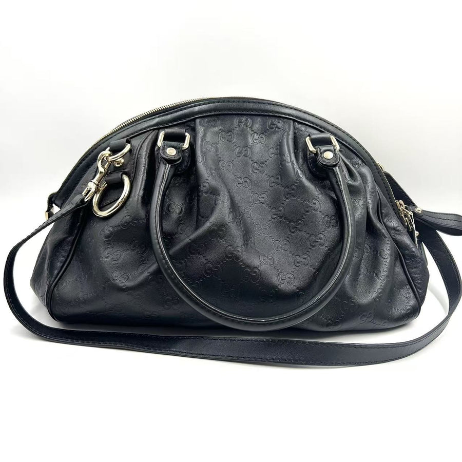 Hj Pre-Owned Gucci Guccissima Black