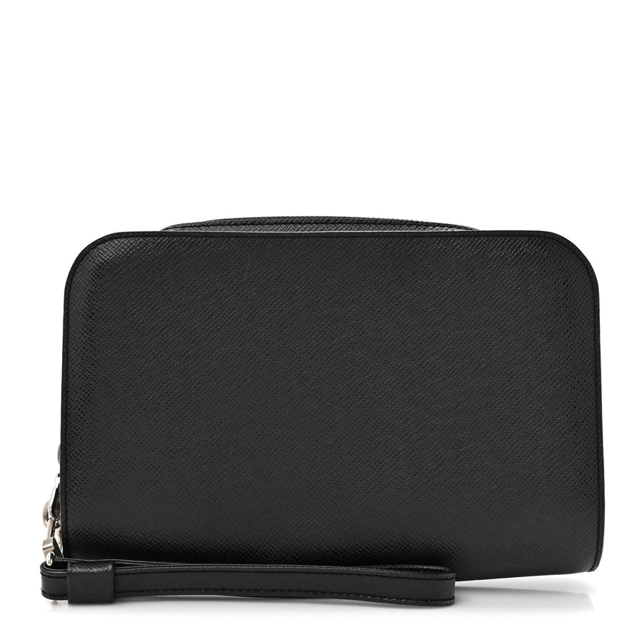 Louis Vuitton Taiga Baikal Pochette