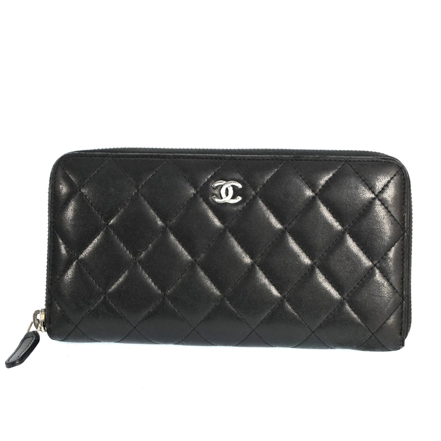 Chanel Lamb Skin Matelasse Cc Logo