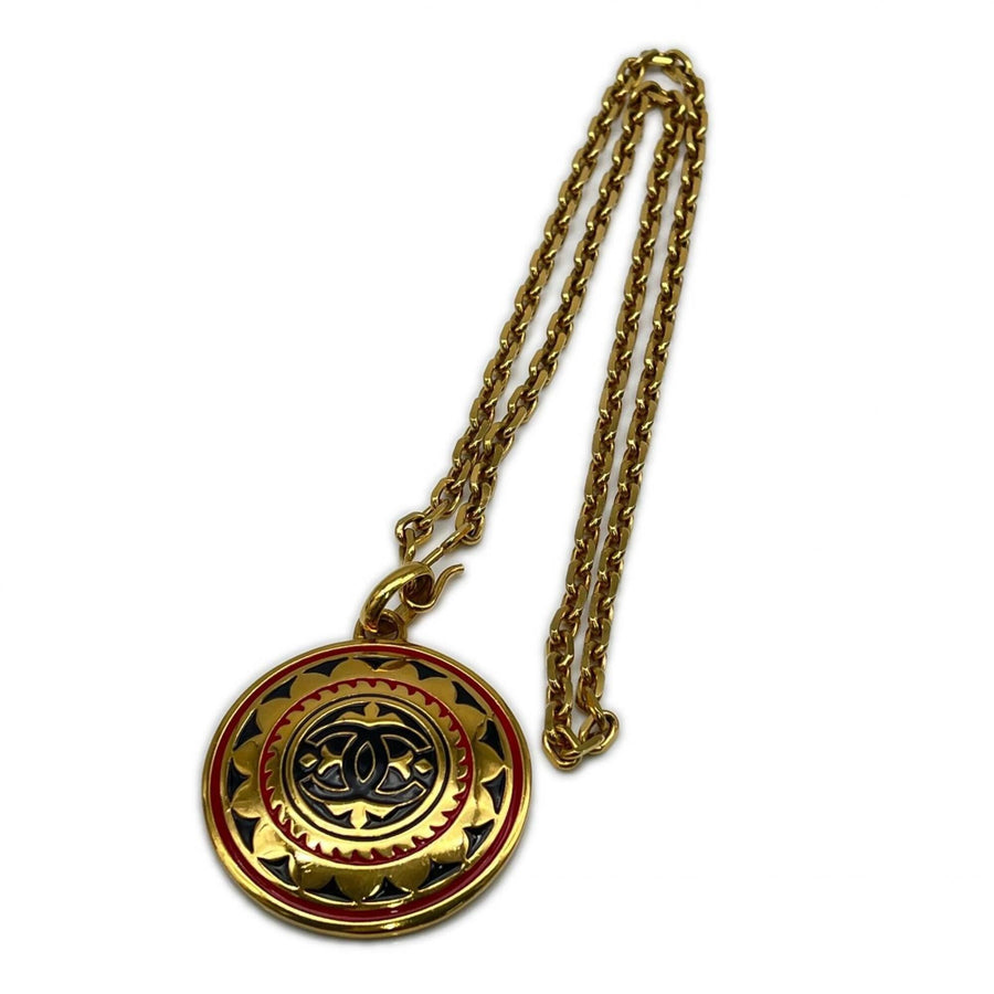 Chanel Cc Logo Medal Pendant Necklace