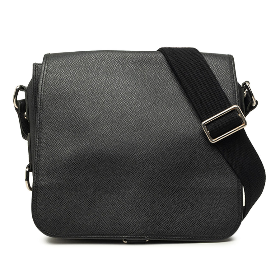 Louis Vuitton Taiga Andrei Pre-Loved