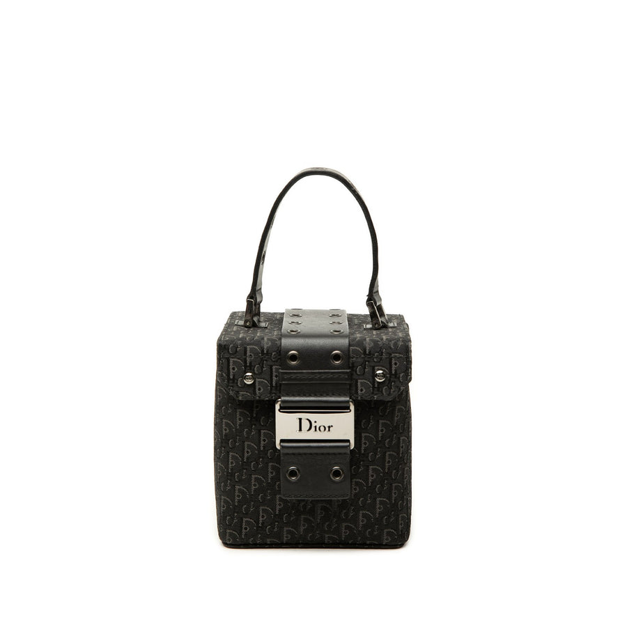 Dior Issimo Trotter Canvas Street Chic