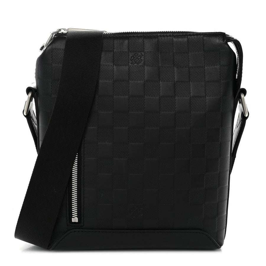 Louis Vuitton Damier Infini Discovery