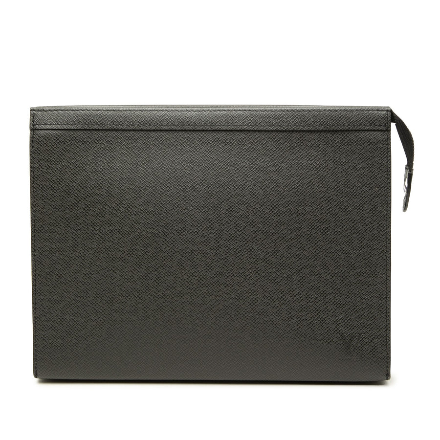Louis Vuitton Taiga Pochette Voyage Mm