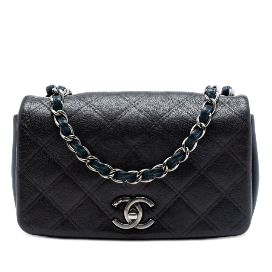 Chanel New Chic Flap Bag Diamond