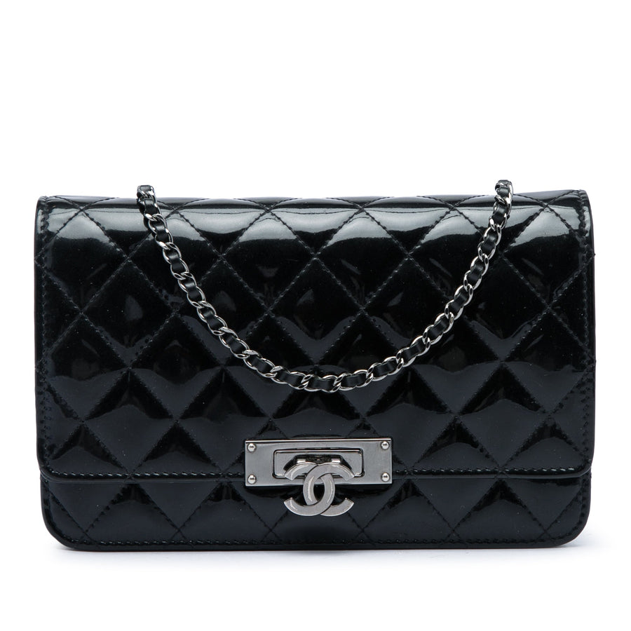 Chanel Golden Class Wallet On Chain