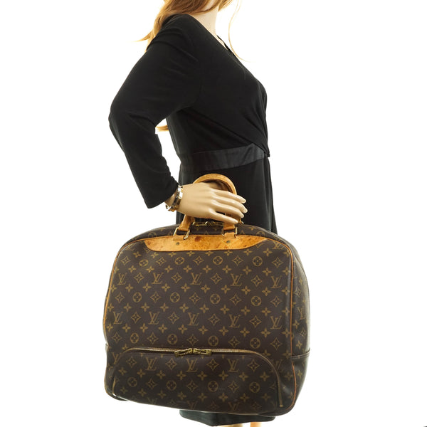 Louis Vuitton 2006 pre-owned Monogram Evasion Travel Bag - Farfetch