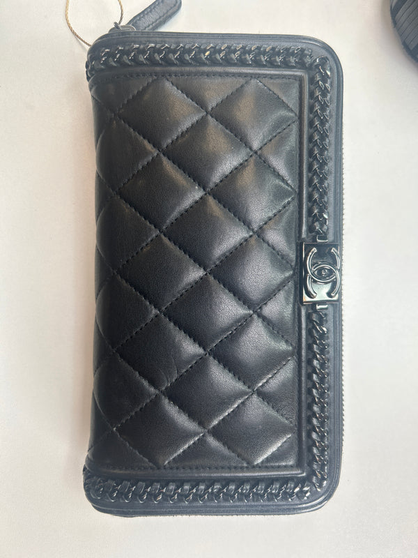 Chanel Chain Wallet