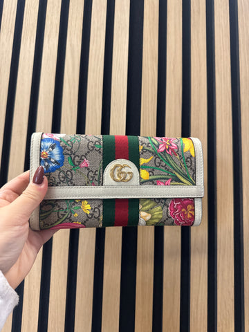 Gucci wallet in box
