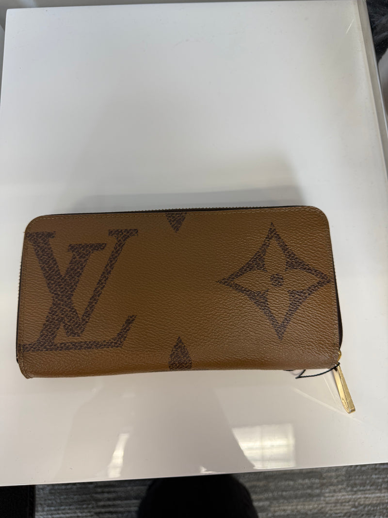 Louis Vuitton Reverse Monogram Zip Wallet