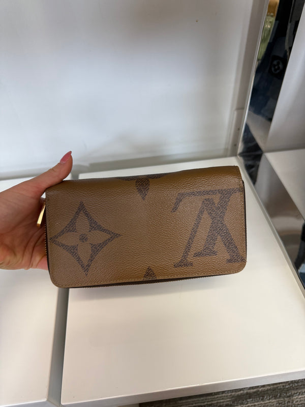 Louis Vuitton Reverse Monogram Zip Wallet