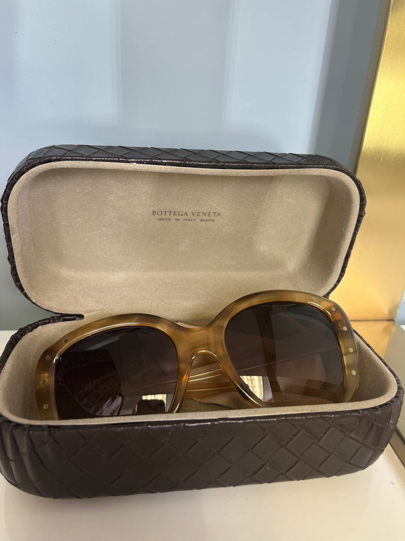 Bottega Veneta sunnies