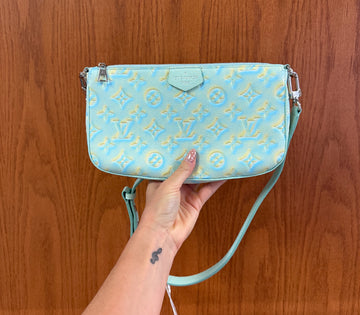 Louis Vuitton Stardust Pochette