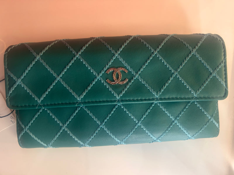 Chanel wallet