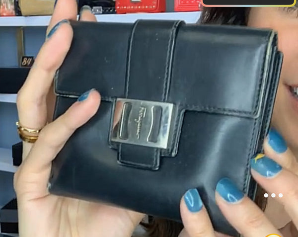 Louis Vuitton wallet bundle