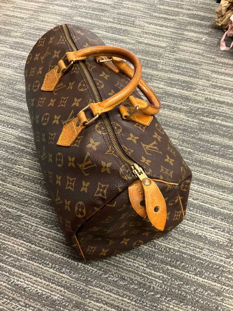 Louis Vuitton Speedy