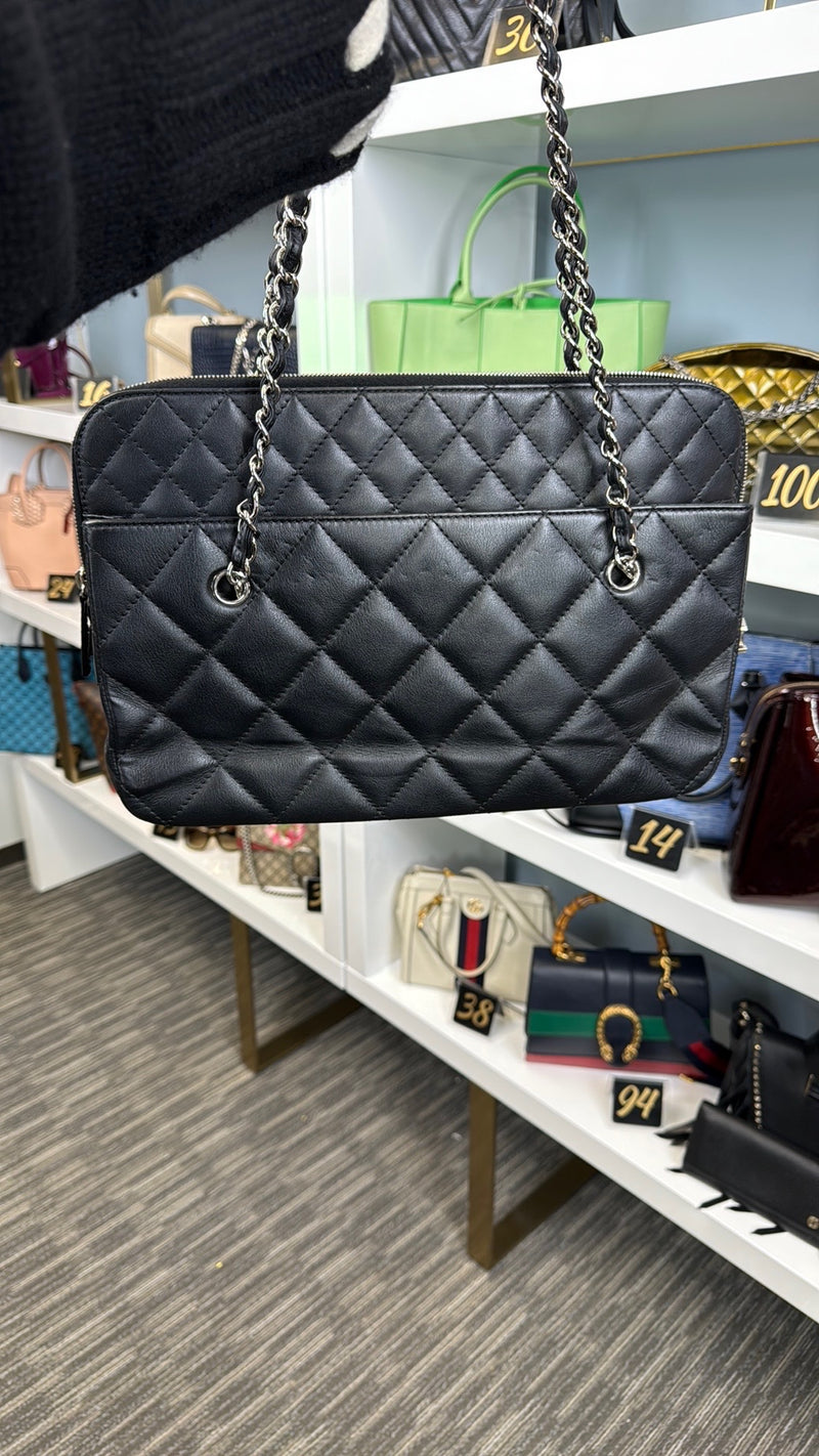 Chanel shoulder bag