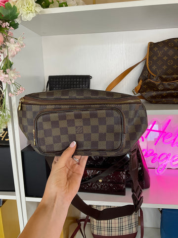 Louis Vuitton Damier Ebene bum bag