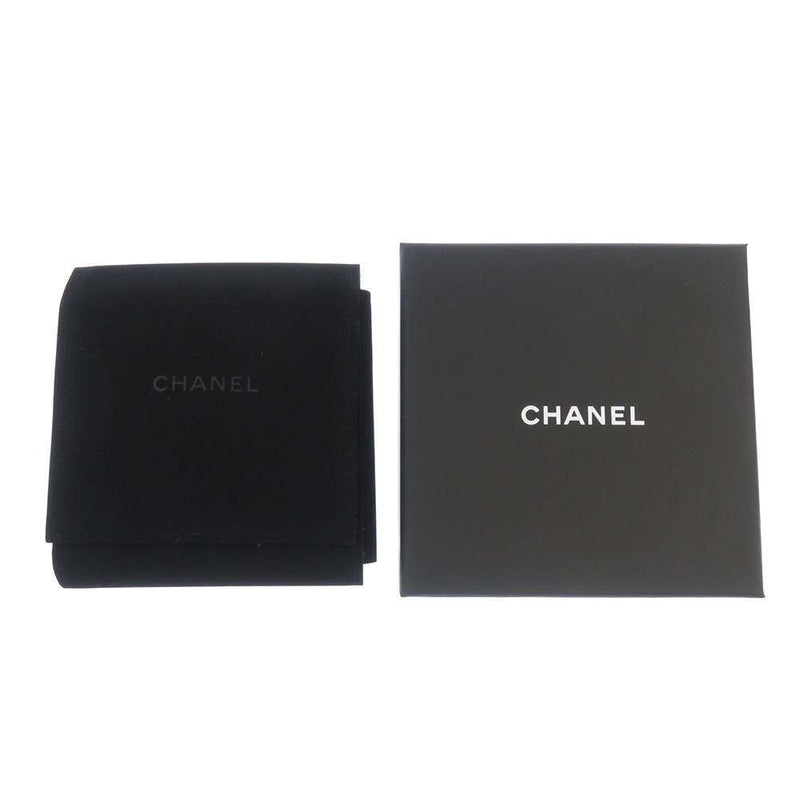 Chanel Finger Breath Size S Metal Silver