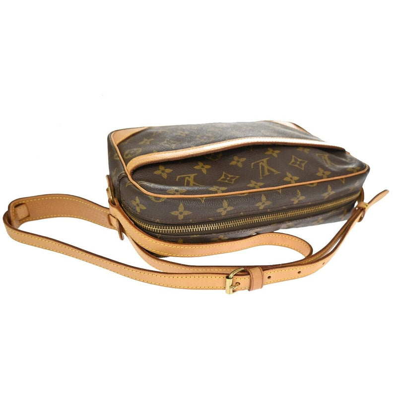 Louis Vuitton Trocadero 27 Shoulder Bag