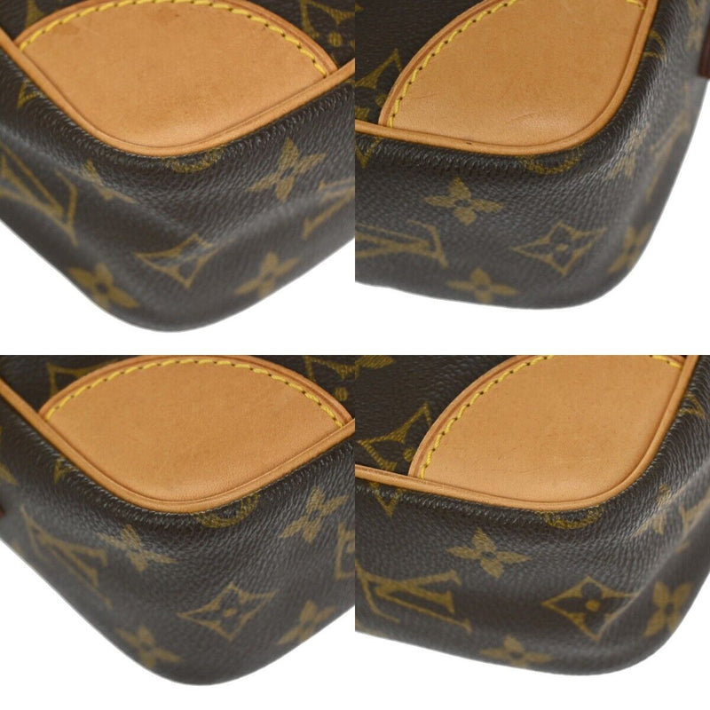 Louis Vuitton Trocadero 27 Shoulder Bag