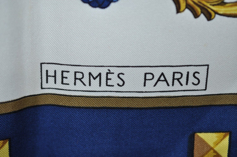 Hermes Carre 90 Scarf 'Les Cles'