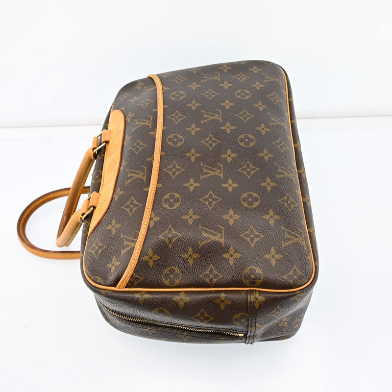 Louis Vuitton Deauville Hand Bag