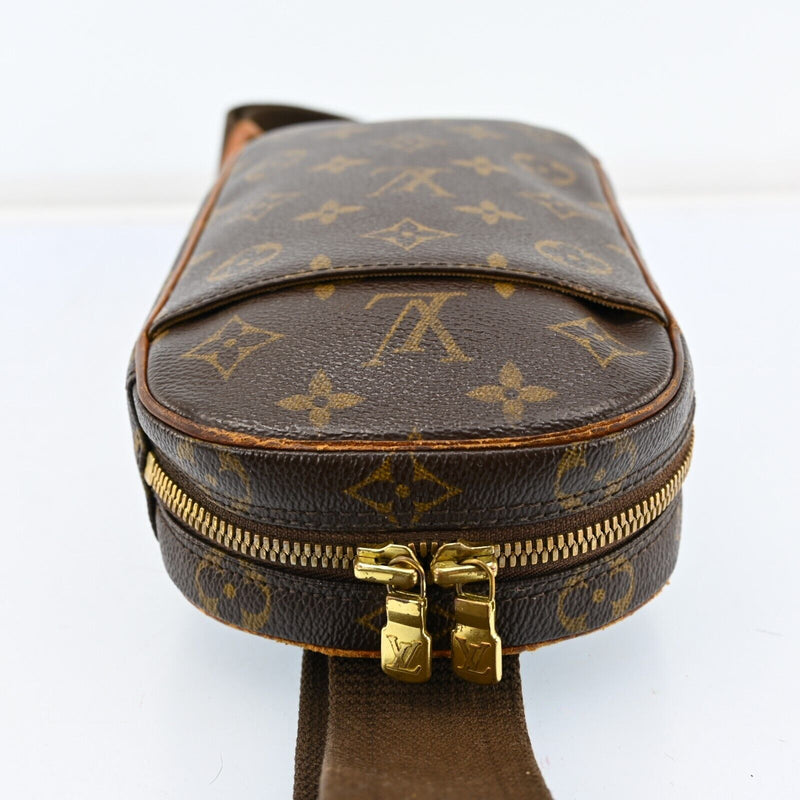 Louis Vuitton Pochette Gange Pvc Body