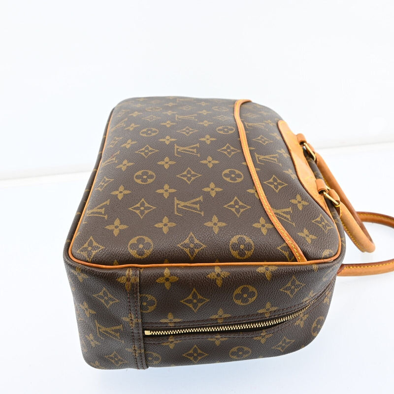 Louis Vuitton Deauville Hand Bag