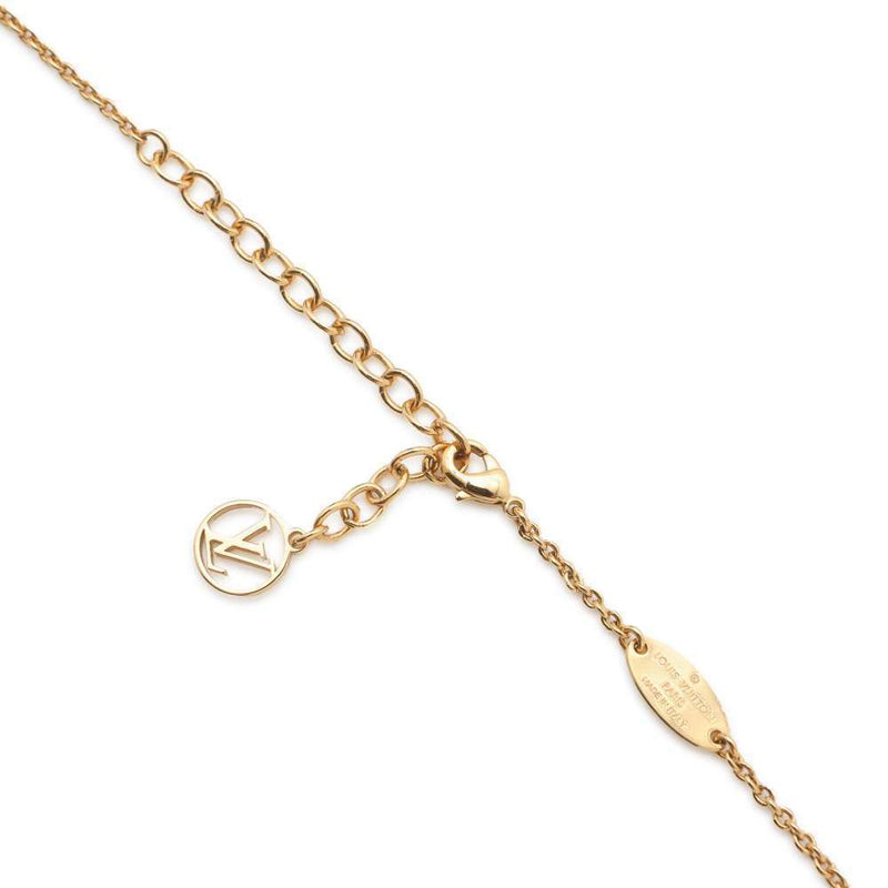 Louis Vuitton Essential V Pearl Necklace