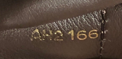 Louis Vuitton Capucines Bag Leather Mm