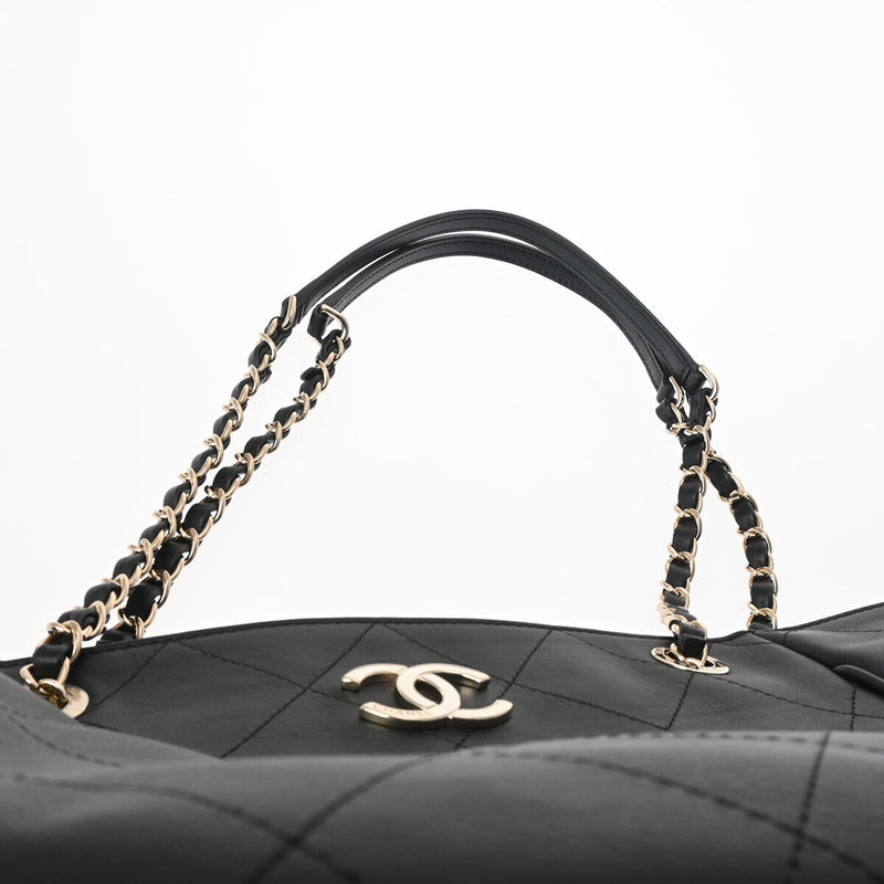 Chanel Matrasse Chain Tote Black - Hand