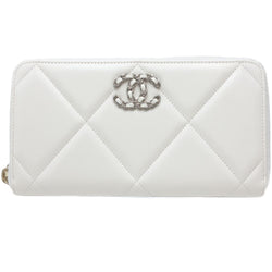 Mint! Chanel 19 Zip Around Matelasse Cc