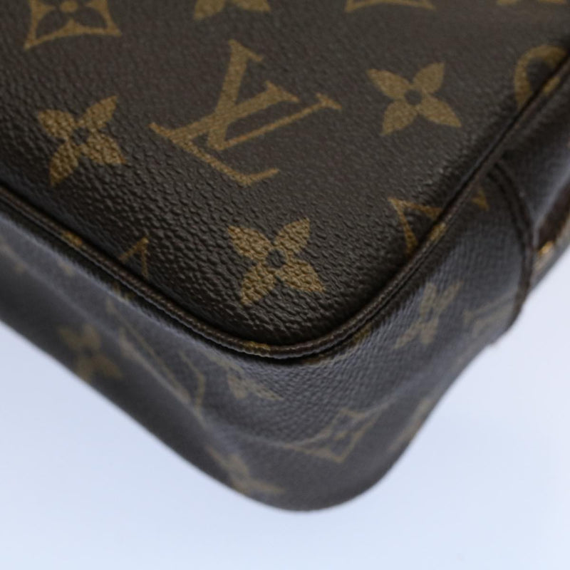 Louis Vuitton Trousse Toilette 23 Clutch