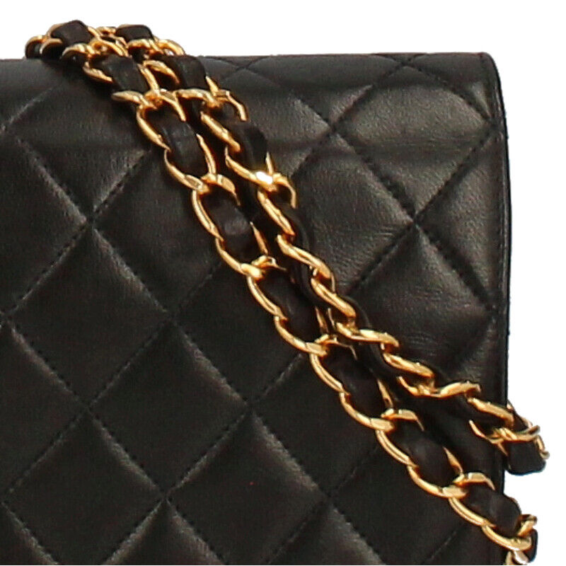 Chanel Matelasse Pushlock Chainshoulder