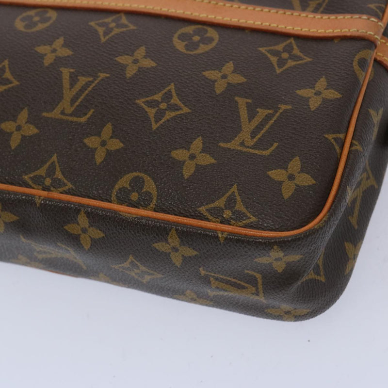 Louis Vuitton Compiegne 23 Clutch Bag Lv