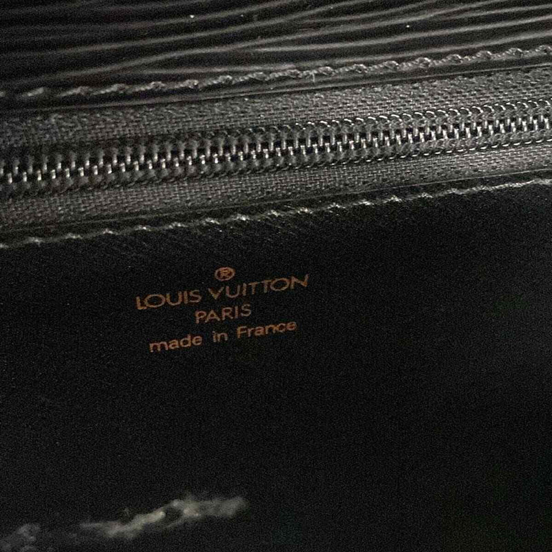 Louis Vuitton Bordeaux Shoulder Bag