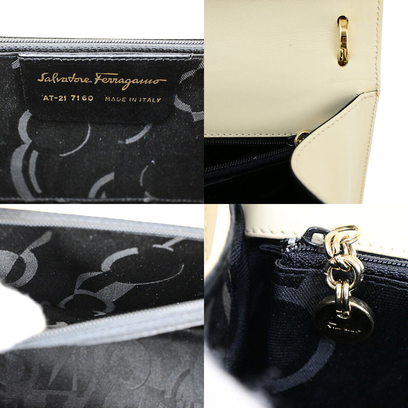 Salvatore Ferragamo Logo Gancini