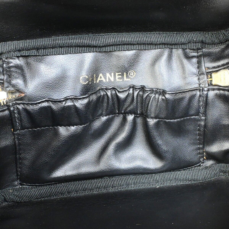 Chanel Cc Logo Bicolore Vanity Hand Bag