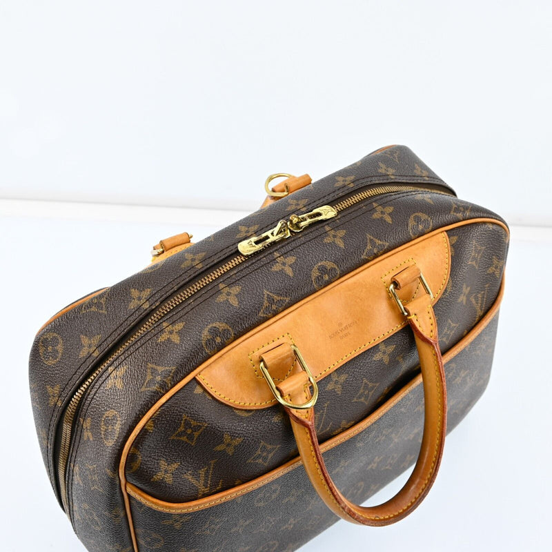 Louis Vuitton Deauville Hand Bag