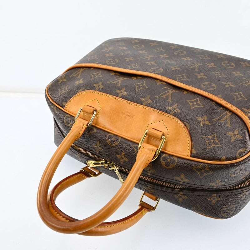 Louis Vuitton Deauville Hand Bag