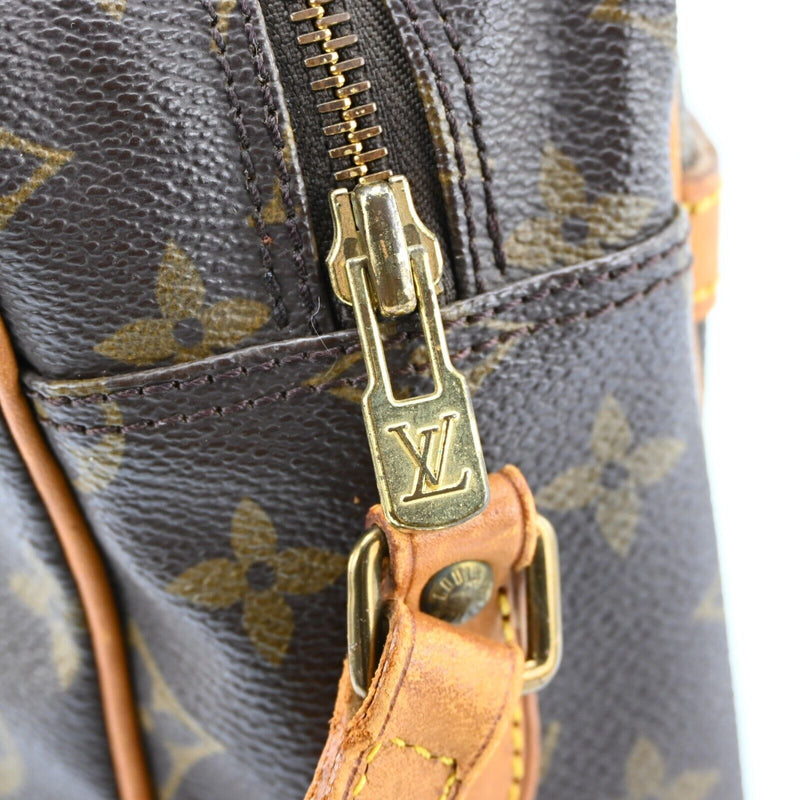 Louis Vuitton Trocadero 30 Shoulder