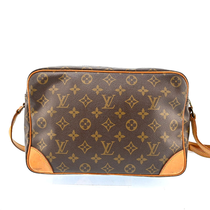 Louis Vuitton Trocadero 30 Shoulder