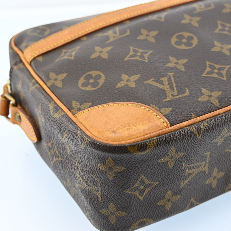 Louis Vuitton Trocadero 30 Shoulder