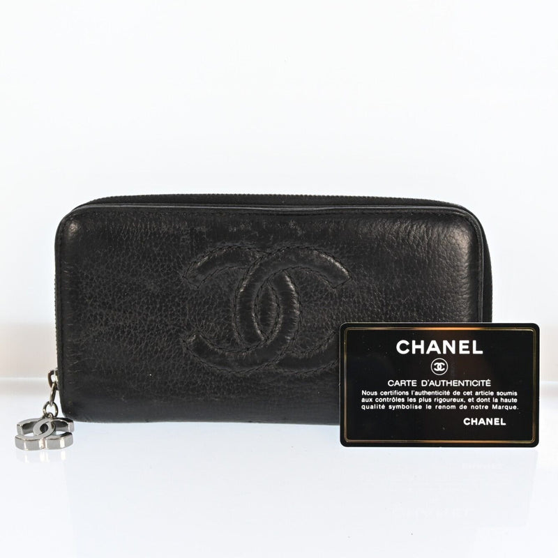 Chanel Black Leather Cc Logo Zippy