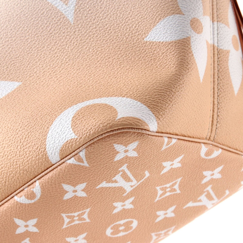 Louis Vuitton Neverfull Nm Tote By The