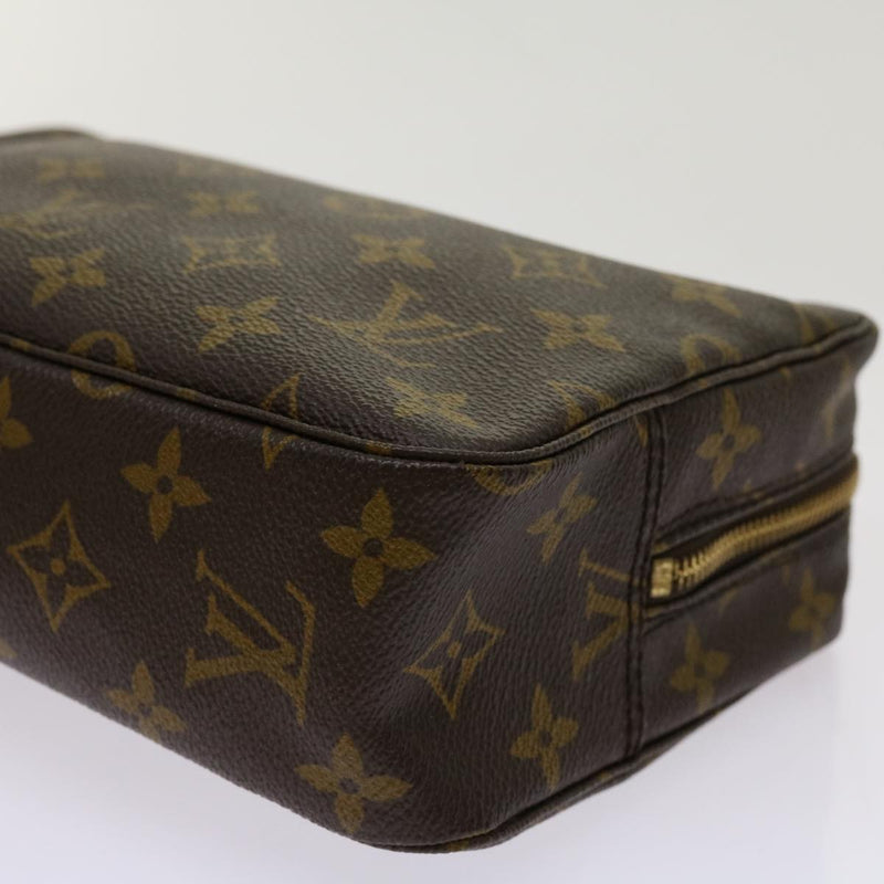 Louis Vuitton Trousse Toilette 23 Clutch