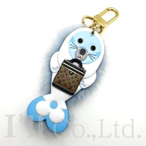 Louis Vuitton Porte Clet Lv Seal Key